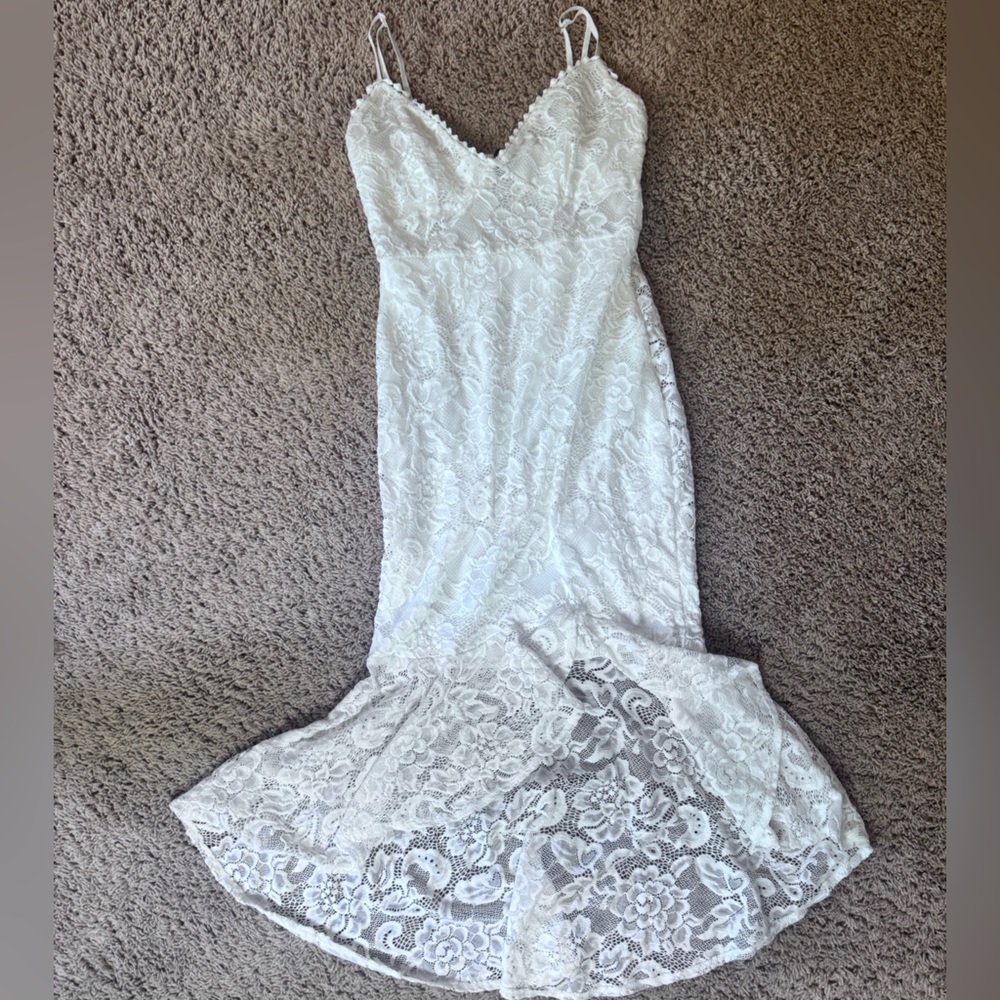 Windsor White Lace Mermaid Slip Dress